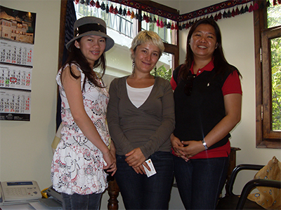 Hulya, Glenna and Melona in Jasminne Tour office